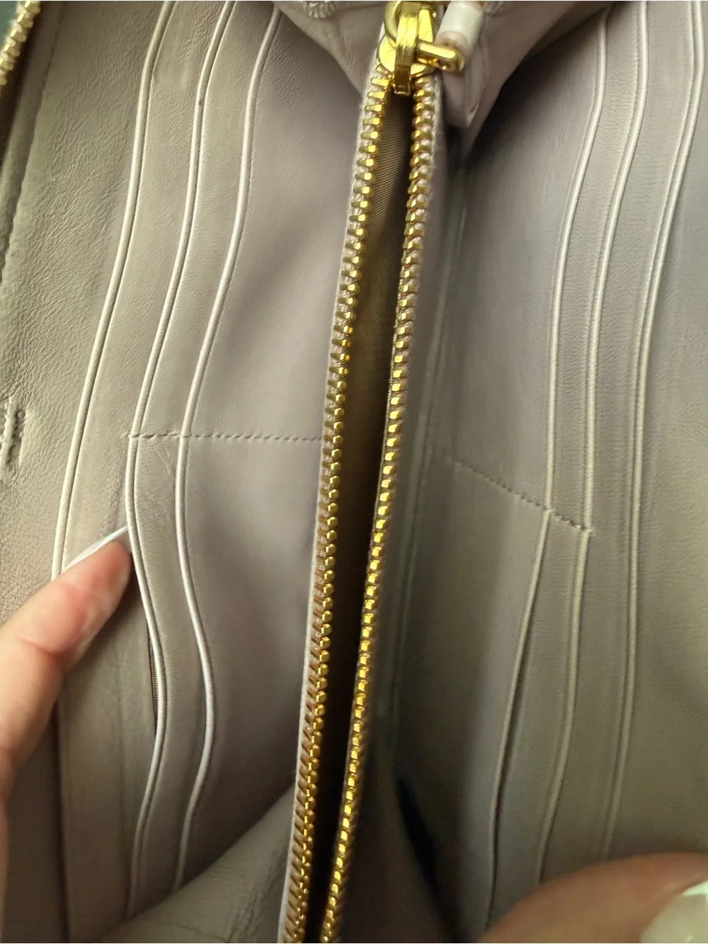 a Nappa Gaufré Leather Zip-Around Wallet – Beige/Blush Pink